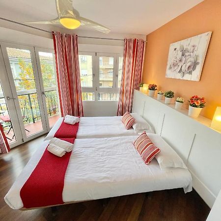 Apartamentos Sevilla Валенсия Екстериор снимка
