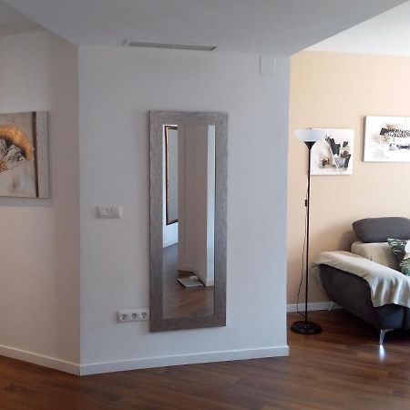Apartamentos Sevilla Валенсия Екстериор снимка