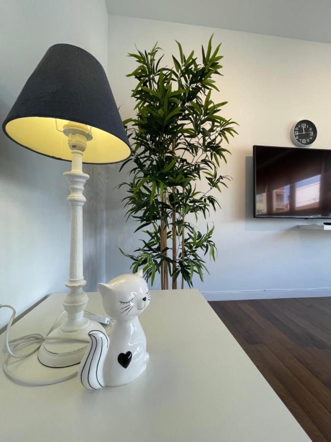 Apartamentos Sevilla Валенсия Екстериор снимка