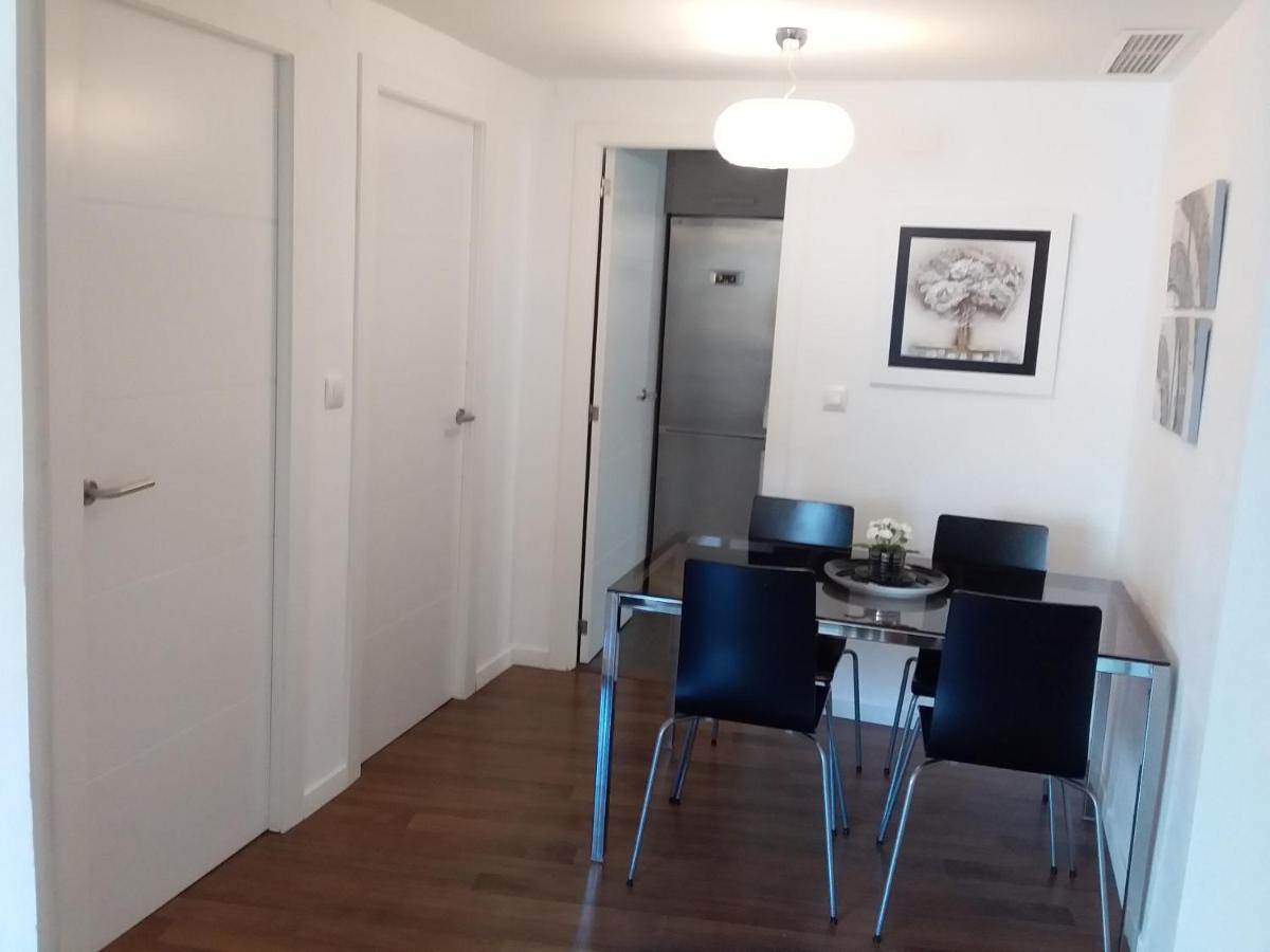 Apartamentos Sevilla Валенсия Екстериор снимка