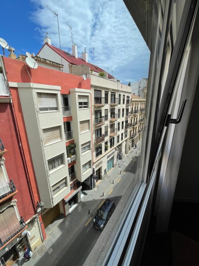 Apartamentos Sevilla Валенсия Екстериор снимка