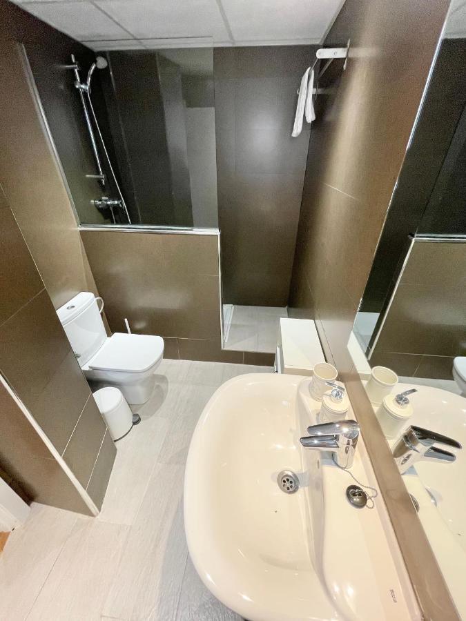 Apartamentos Sevilla Валенсия Екстериор снимка